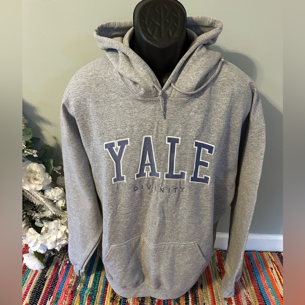 YALE Divinity Hooded Sweatshirt Tailgate Alumni Varsity Sport Lettermen Gray XL